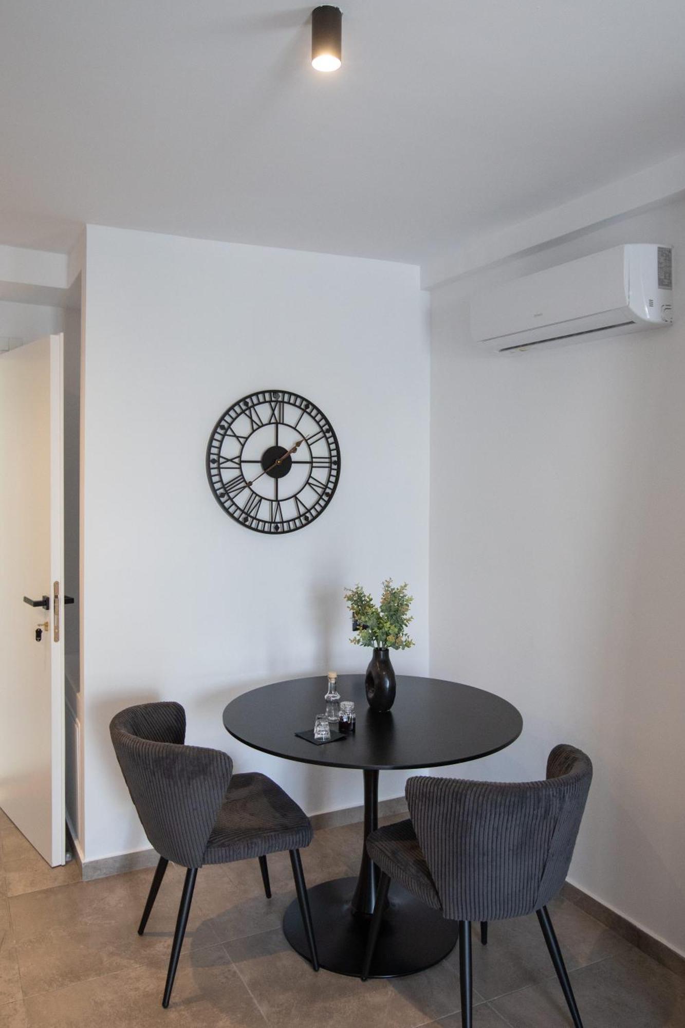 הרקליון Griffin Suites מראה חיצוני תמונה