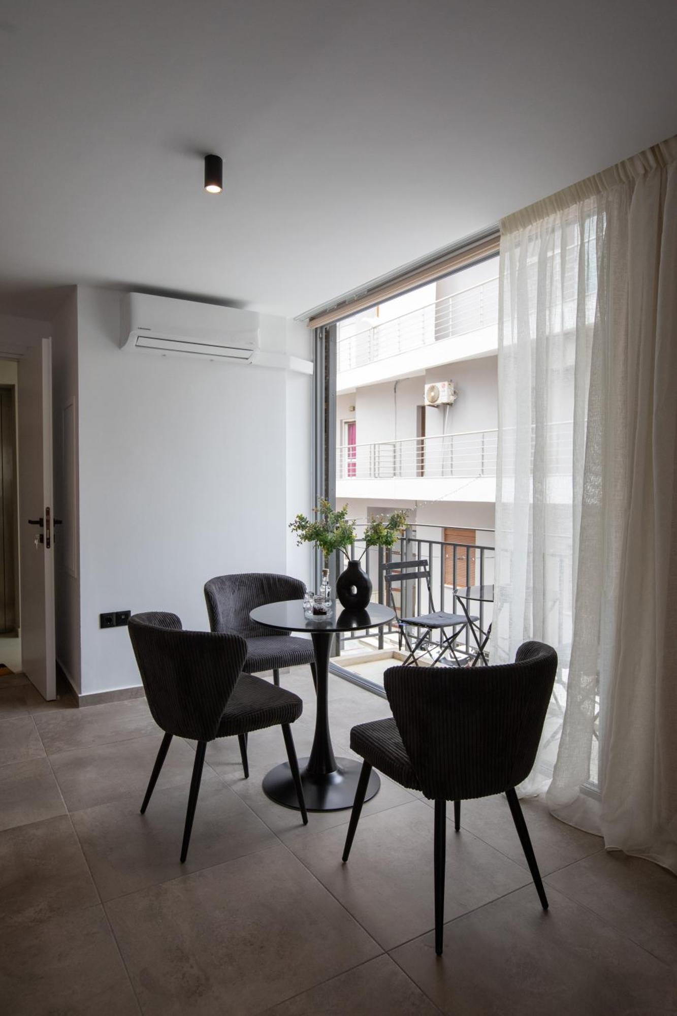 הרקליון Griffin Suites מראה חיצוני תמונה